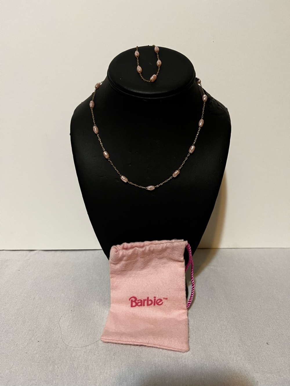 Barbie Pink Beaded Gold-Tone Necklace and Bracelet Set